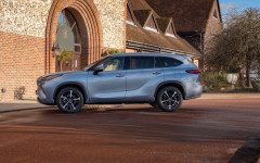 Desktop wallpaper. Toyota Highlander Hybrid UK Version 2021. ID:138711