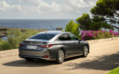 Desktop wallpaper. Lexus ES 300h EU Version 2022. ID:143826