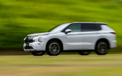 Desktop wallpaper. Mitsubishi Outlander Japan Version 2022. ID:144094