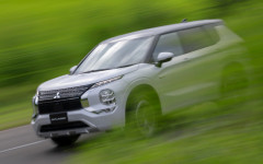 Desktop wallpaper. Mitsubishi Outlander Japan Version 2022. ID:144095